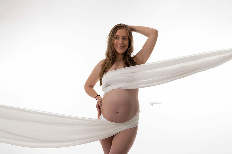 Photographe grossesse studio extérieur Metz Nancy