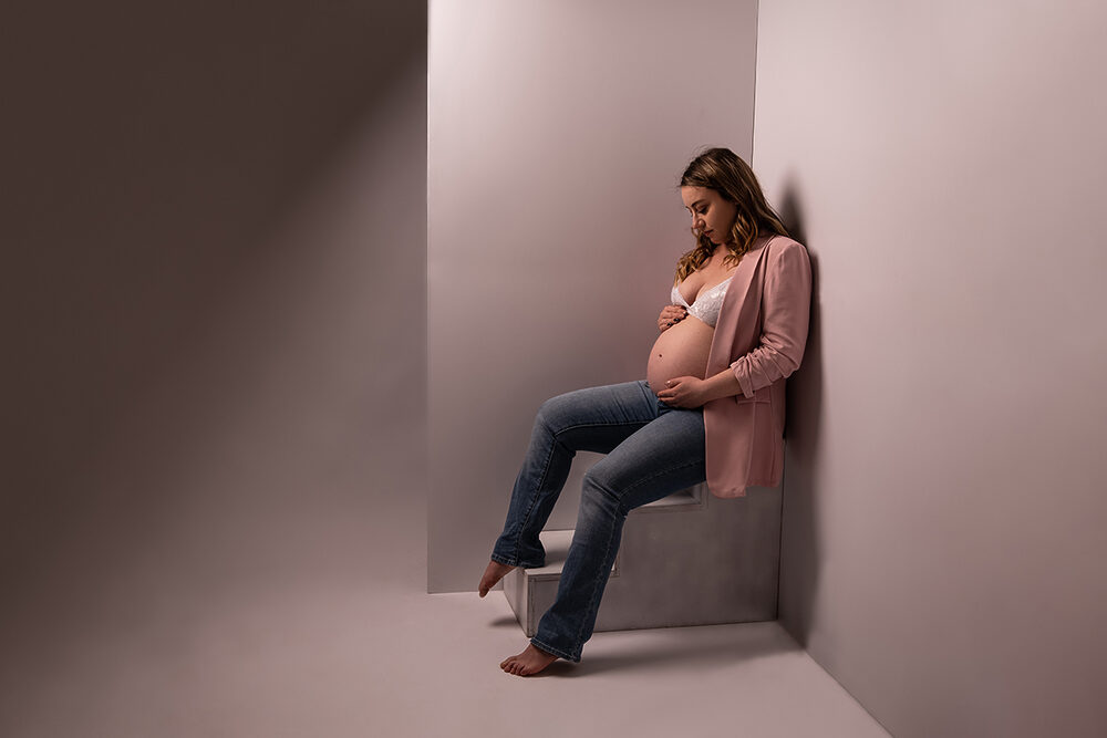Séance grossesse en studio photographe Metz Nancy Audrey Groshans
